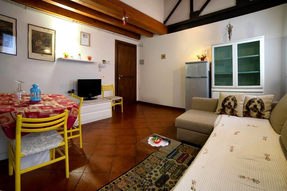 Holiday Treviso Suite Lombardi Exterior foto